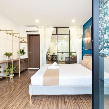 Cozrum Smart - First Target Hotel Хошимин Екстериор снимка