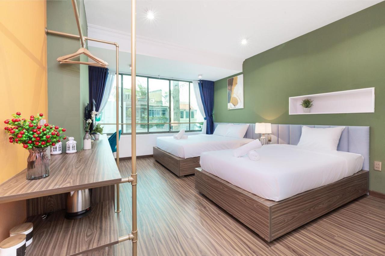 Cozrum Smart - First Target Hotel Хошимин Екстериор снимка