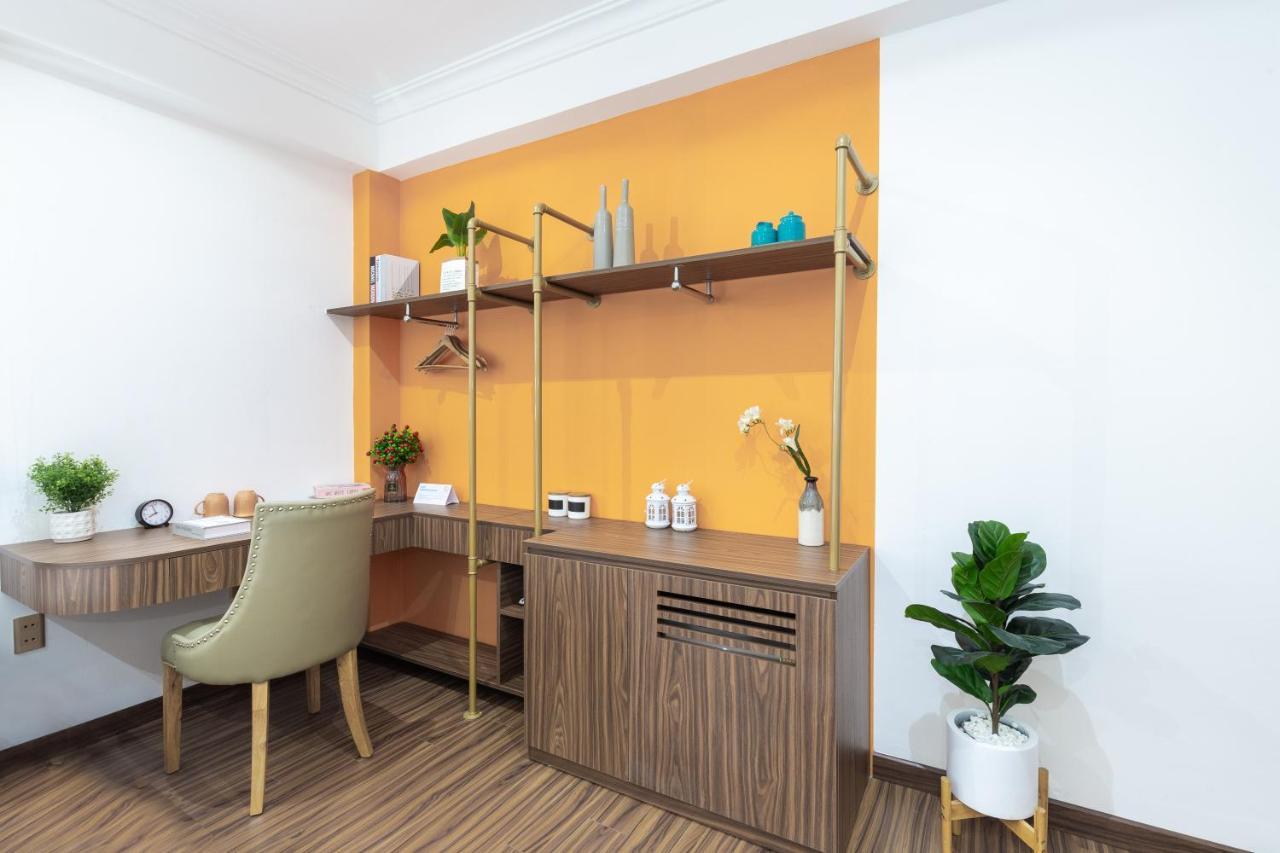Cozrum Smart - First Target Hotel Хошимин Екстериор снимка