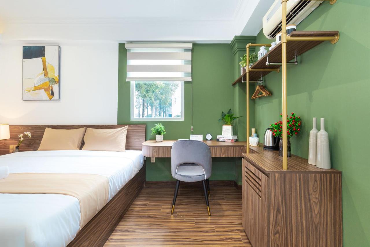 Cozrum Smart - First Target Hotel Хошимин Екстериор снимка