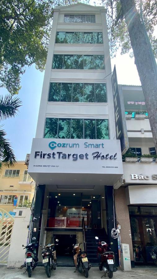Cozrum Smart - First Target Hotel Хошимин Екстериор снимка